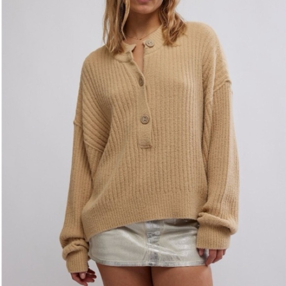 Free People Cocoa Henley Pullover Button Sugar Cookie Sweater Size Medium